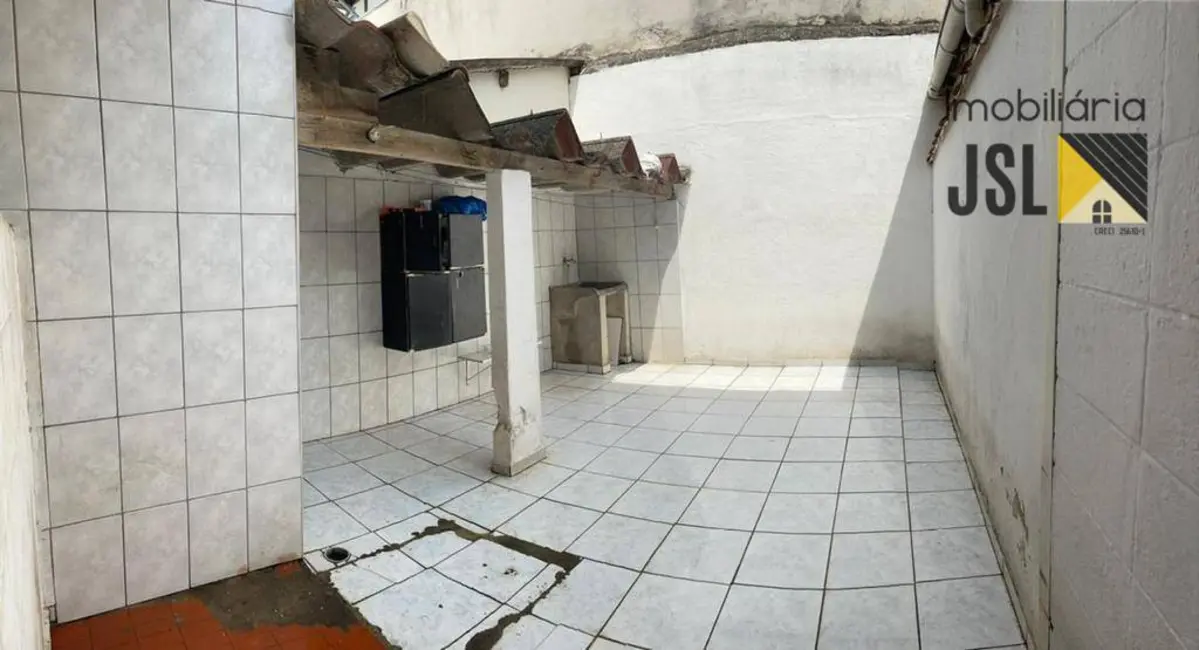 Foto 2 de Sobrado com 2 quartos à venda, 125m2 em Vila Resende, Cacapava - SP