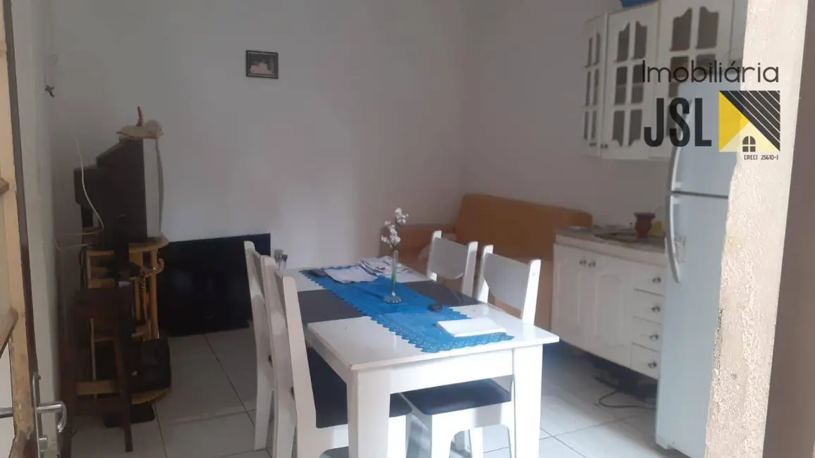 Sobrado com 3 quartos à venda, 140m2 em Borda da Mata, Cacapava - SP - imagem 3 Foto 3 de Sobrado com 3 quartos à venda, 140m2 em Borda da Mata, Cacapava - SP