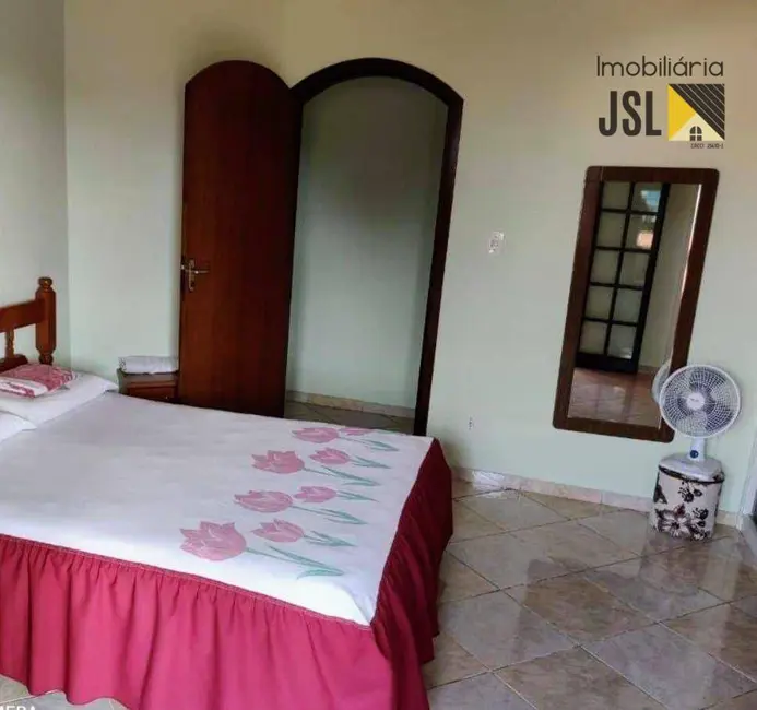 Foto 9 de Sobrado com 3 quartos à venda, 250m2 em Vila Santos, Cacapava - SP