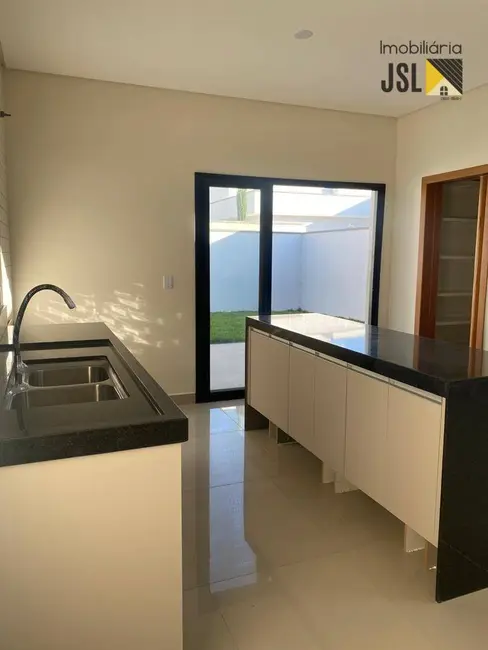Foto 7 de Casa de Condomínio com 3 quartos à venda, 300m2 em Cacapava - SP