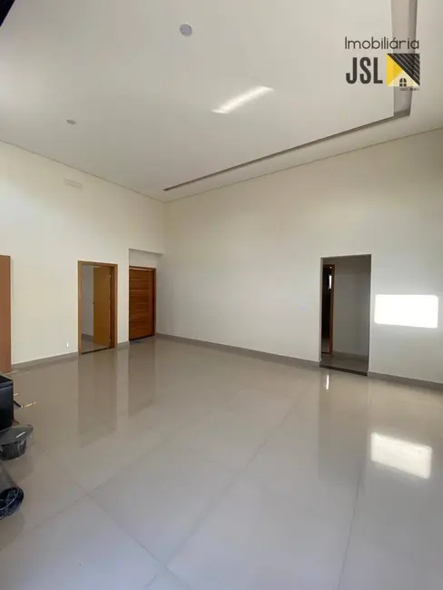 Foto 3 de Casa de Condomínio com 3 quartos à venda, 300m2 em Cacapava - SP