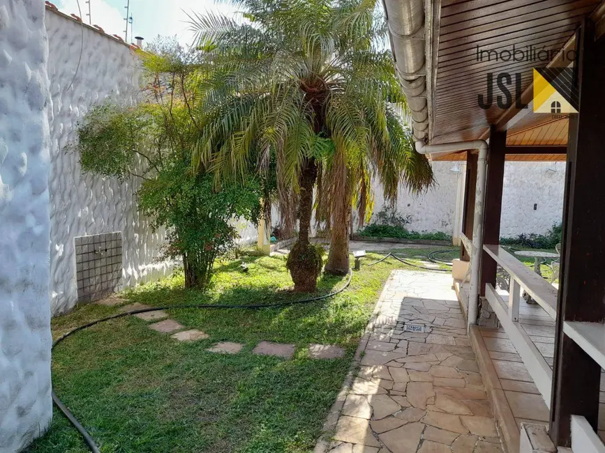 Foto 7 de Casa com 3 quartos à venda, 975m2 em Vila Resende, Cacapava - SP