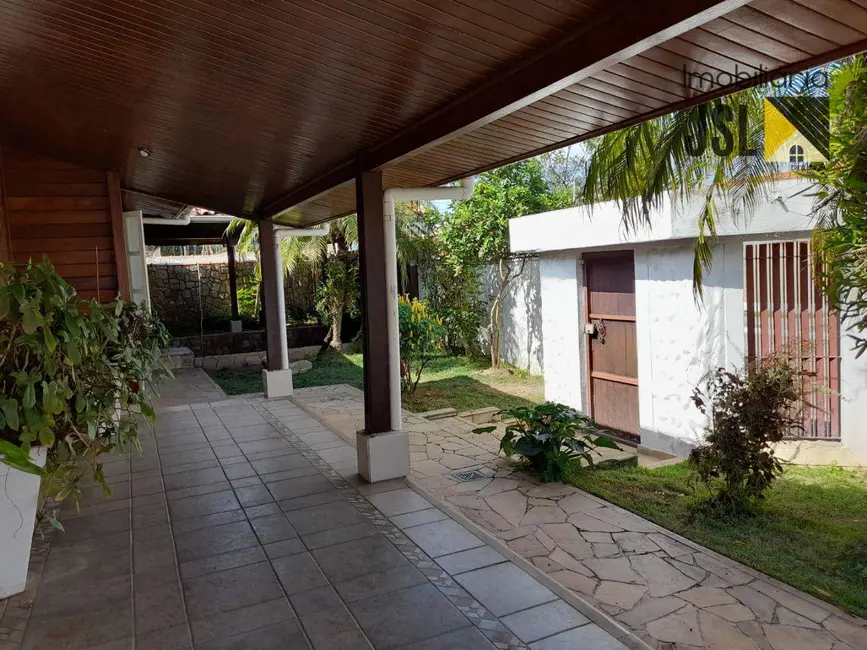 Foto 4 de Casa com 3 quartos à venda, 975m2 em Vila Resende, Cacapava - SP