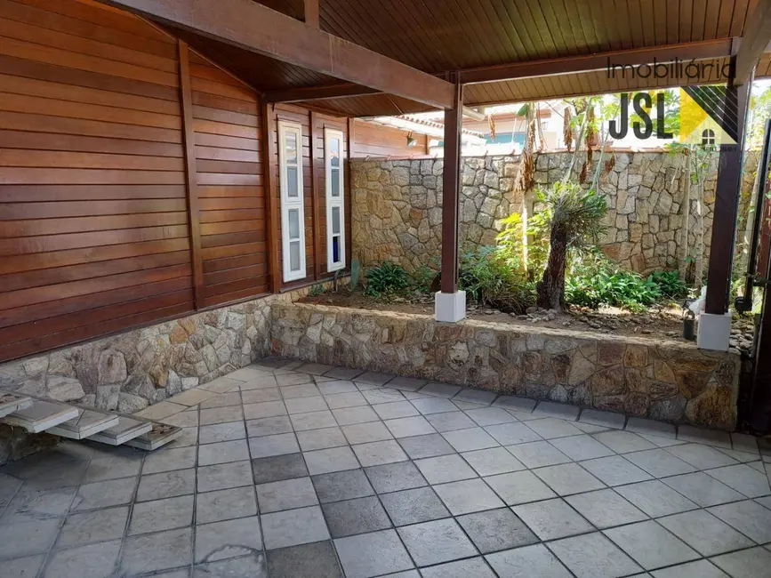 Foto 8 de Casa com 3 quartos à venda, 975m2 em Vila Resende, Cacapava - SP