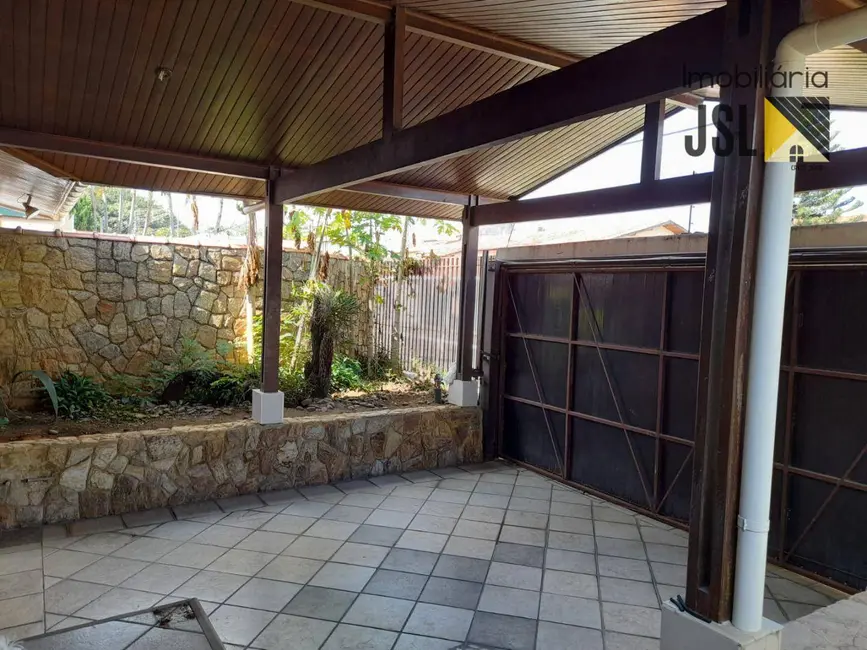 Foto 6 de Casa com 3 quartos à venda, 975m2 em Vila Resende, Cacapava - SP