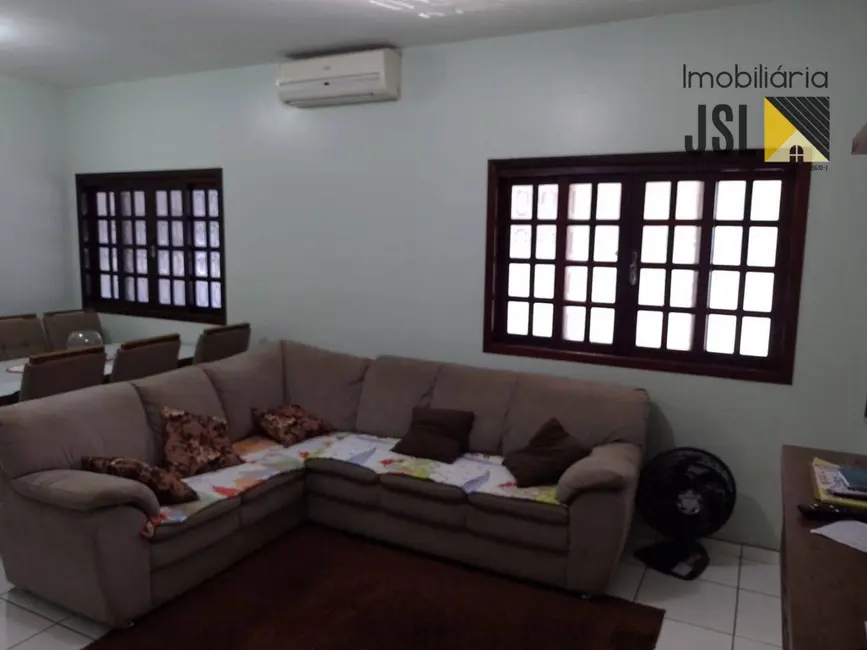 Foto 1 de Casa com 3 quartos à venda, 290m2 em Vila Santos, Cacapava - SP