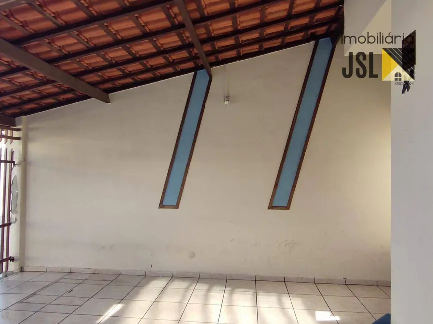 Foto 2 de Sobrado com 3 quartos à venda, 125m2 em Vera Cruz, Cacapava - SP