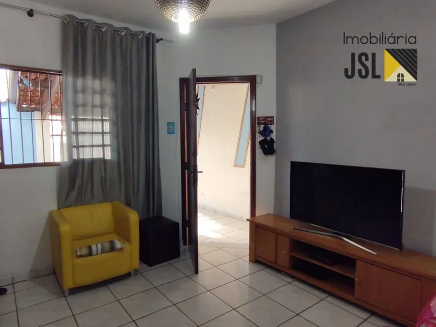 Sobrado com 3 quartos à venda, 125m2 em Vera Cruz, Cacapava - SP - imagem 7 Foto 7 de Sobrado com 3 quartos à venda, 125m2 em Vera Cruz, Cacapava - SP