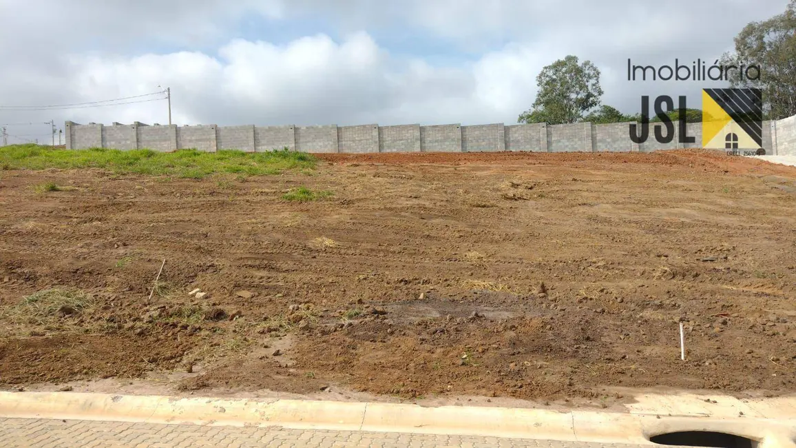 Foto 2 de Terreno / Lote à venda, 360m2 em Jardim Maria Cândida, Cacapava - SP