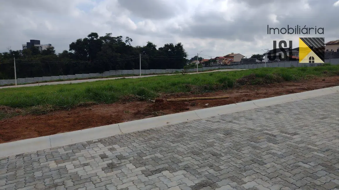 Foto 1 de Terreno / Lote à venda, 360m2 em Jardim Maria Cândida, Cacapava - SP