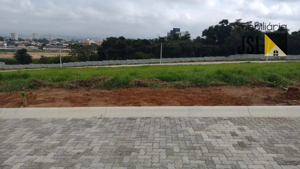 Foto 2 de Terreno / Lote à venda, 360m2 em Jardim Maria Cândida, Cacapava - SP