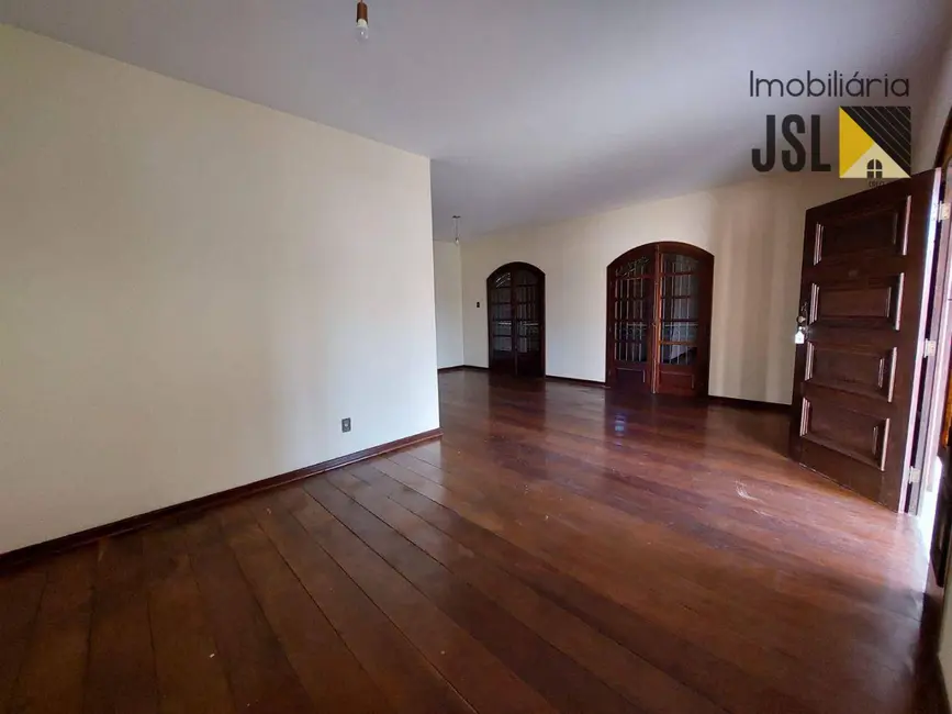 Foto 7 de Sobrado com 4 quartos à venda e para alugar, 463m2 em Vila Resende, Cacapava - SP