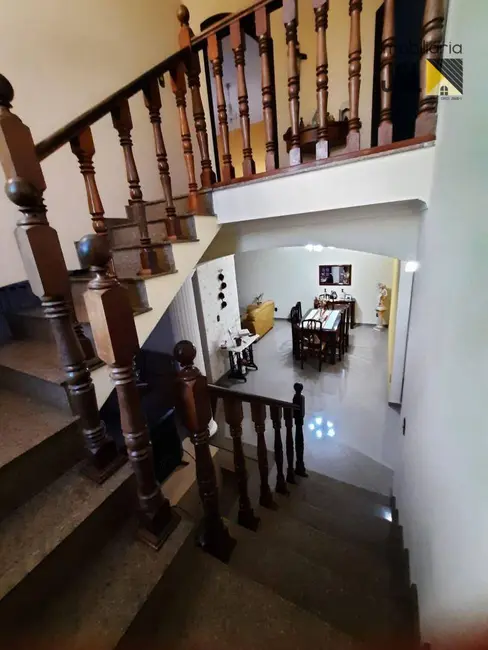 Foto 8 de Sobrado com 3 quartos à venda, 250m2 em Vila Antônio Augusto Luiz, Cacapava - SP