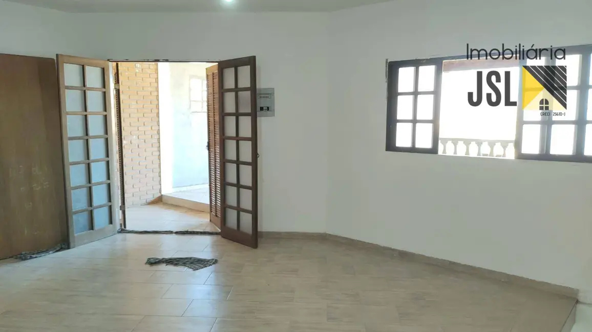 Foto 3 de Sobrado com 3 quartos à venda, 140m2 em Borda da Mata, Cacapava - SP