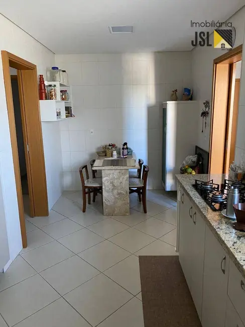 Foto 4 de Apartamento com 3 quartos à venda, 152m2 em Centro, Cacapava - SP
