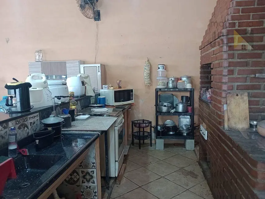 Chácara com 2 quartos à venda, 1731m2 em Boa Vista, Cacapava - SP - imagem 8 Foto 8 de Chácara com 2 quartos à venda, 1731m2 em Boa Vista, Cacapava - SP