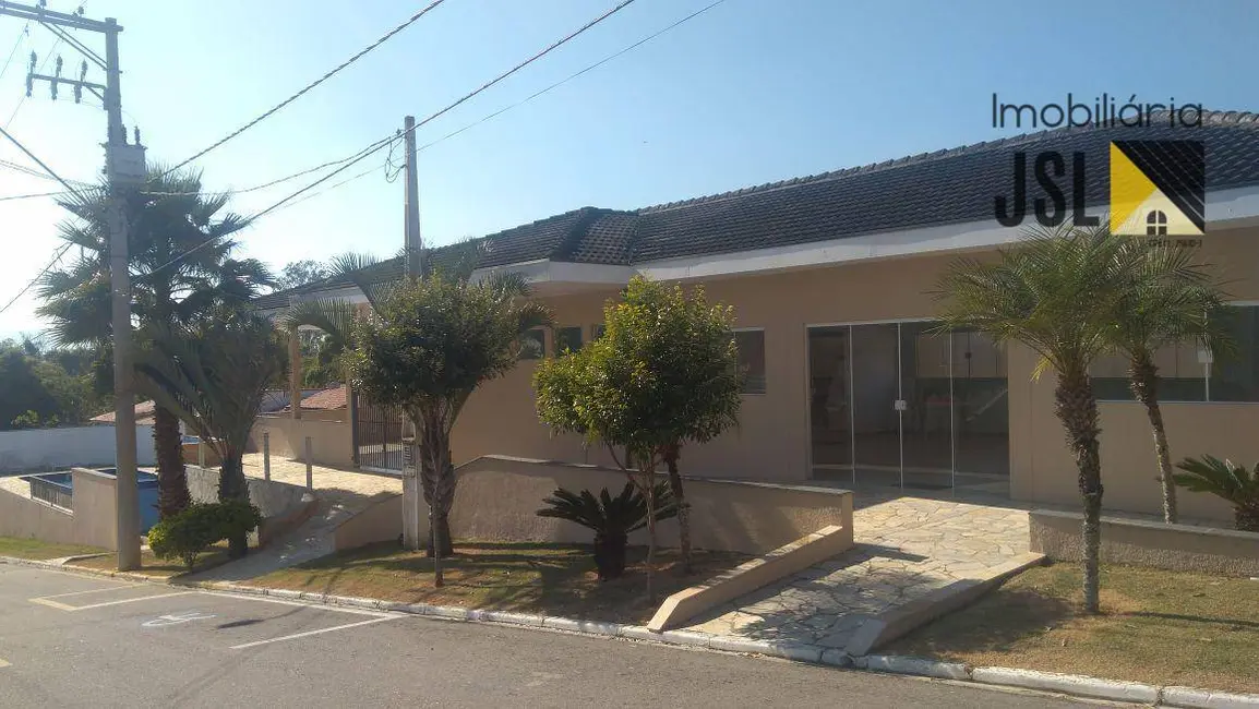 Foto 2 de Casa de Condomínio com 2 quartos à venda, 127m2 em Vila Bandeirantes, Cacapava - SP