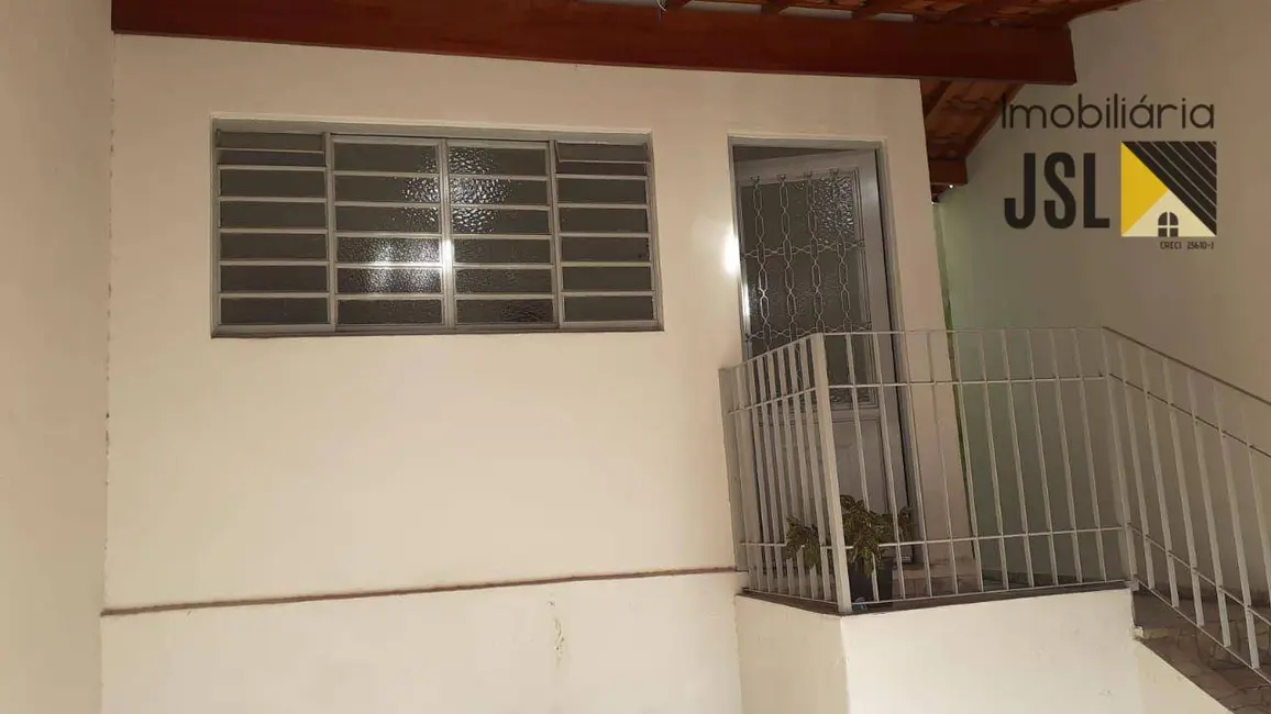 Foto 2 de Casa com 2 quartos à venda, 150m2 em Vila Bandeirantes, Cacapava - SP