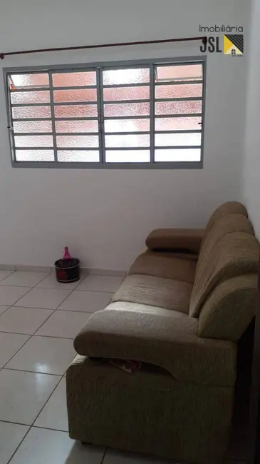 Foto 4 de Casa com 2 quartos à venda, 150m2 em Vila Bandeirantes, Cacapava - SP