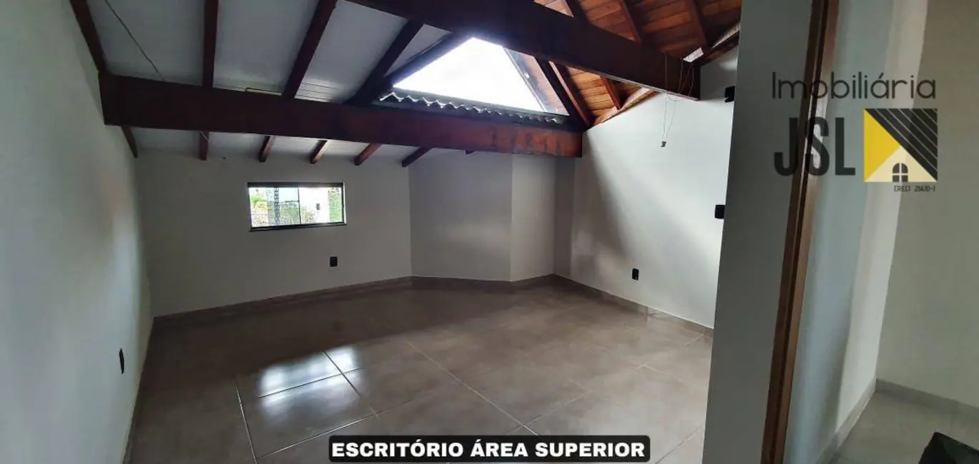 Foto 2 de Sobrado com 4 quartos à venda, 187m2 em Parque Residencial Alvorada, Cacapava - SP