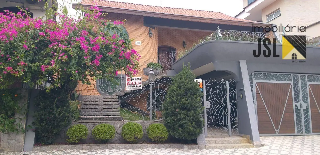 Foto 2 de Casa com 3 quartos à venda, 300m2 em Vila São João, Cacapava - SP