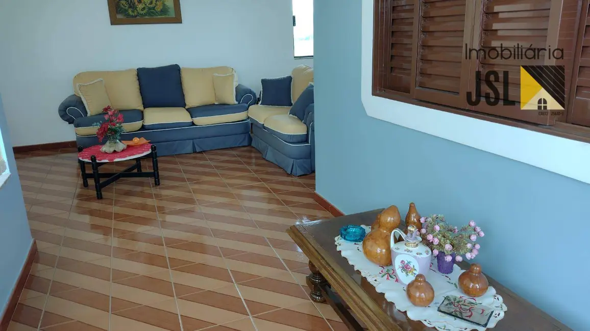 Chácara com 4 quartos à venda, 4000m2 em Sítio Portal Vila Rica, Cacapava - SP - imagem 3 Foto 3 de Chácara com 4 quartos à venda, 4000m2 em Sítio Portal Vila Rica, Cacapava - SP