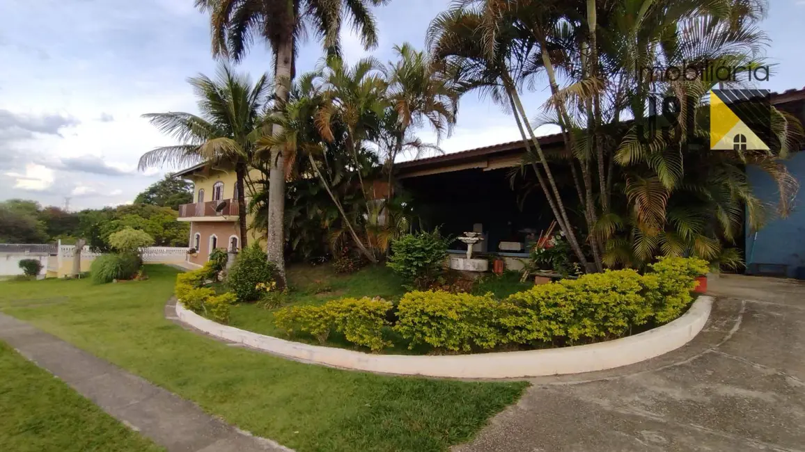 Chácara com 4 quartos à venda, 4000m2 em Sítio Portal Vila Rica, Cacapava - SP - imagem 1 Foto 1 de Chácara com 4 quartos à venda, 4000m2 em Sítio Portal Vila Rica, Cacapava - SP