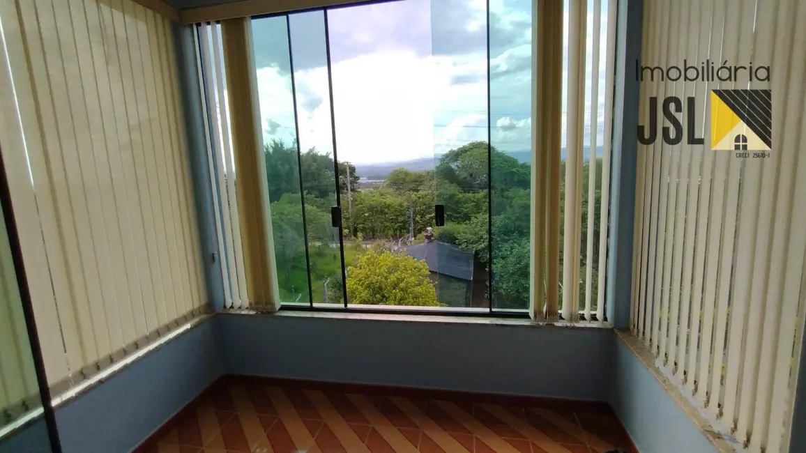 Chácara com 4 quartos à venda, 4000m2 em Sítio Portal Vila Rica, Cacapava - SP - imagem 5 Foto 5 de Chácara com 4 quartos à venda, 4000m2 em Sítio Portal Vila Rica, Cacapava - SP