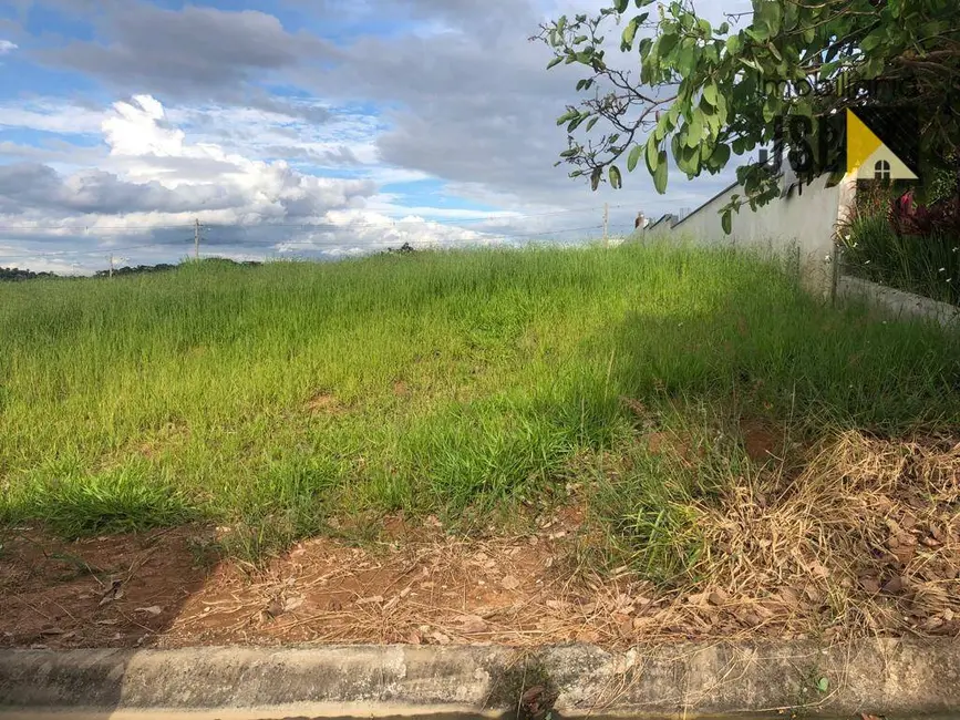 Foto 1 de Terreno / Lote à venda, 540m2 em Piedade, Cacapava - SP