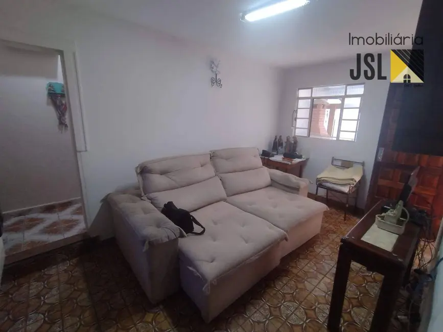Foto 1 de Sobrado com 3 quartos à venda e para alugar, 300m2 em Centro, Cacapava - SP
