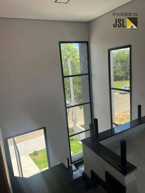 Foto 2 de Casa de Condomínio com 3 quartos à venda, 283m2 em Cacapava - SP