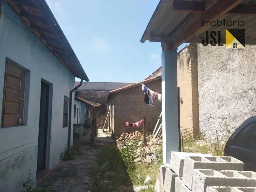 Foto 4 de Casa com 4 quartos à venda, 198m2 em Vila Santos, Cacapava - SP