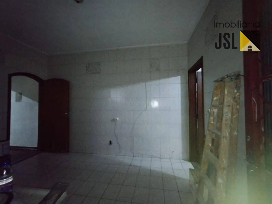 Casa com 3 quartos à venda, 125m2 em Sao Jose Dos Campos - SP - imagem 8 Foto 8 de Casa com 3 quartos à venda, 125m2 em Sao Jose Dos Campos - SP