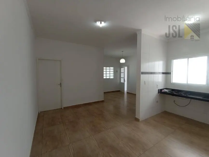 Foto 3 de Casa com 2 quartos à venda, 140m2 em Jardim Panorama, Cacapava - SP