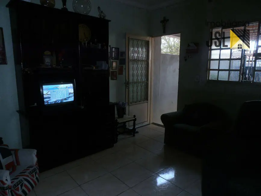 Foto 5 de Sobrado com 2 quartos à venda, 180m2 em Vila Naly, Cacapava - SP