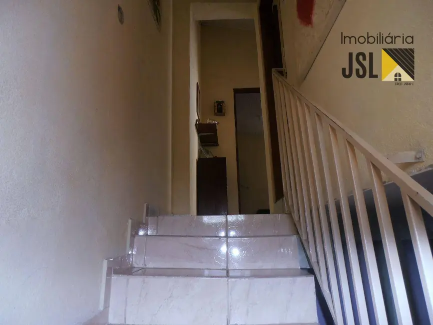 Foto 9 de Sobrado com 2 quartos à venda, 180m2 em Vila Naly, Cacapava - SP