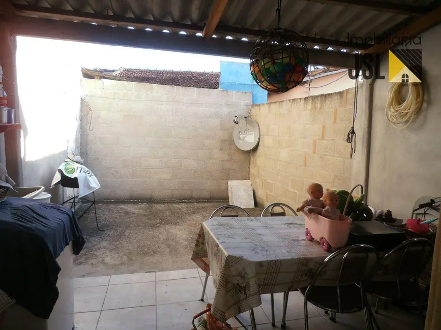 Foto 7 de Sobrado com 2 quartos à venda, 180m2 em Vila Naly, Cacapava - SP