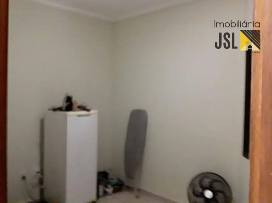 Foto 8 de Casa com 2 quartos à venda, 125m2 em Jardim Rafael, Cacapava - SP