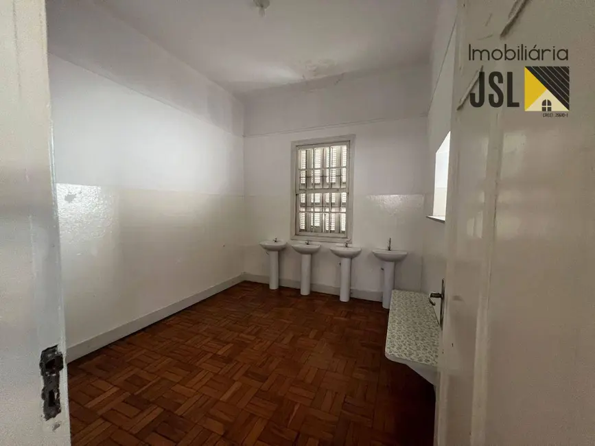 Foto 6 de Casa à venda e para alugar, 600m2 em Vila Pantaleão, Cacapava - SP