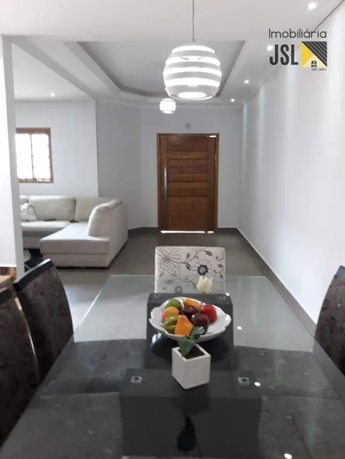Foto 2 de Sobrado com 3 quartos à venda, 140m2 em Borda da Mata, Cacapava - SP