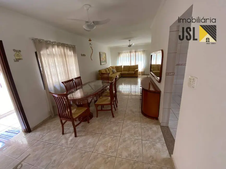 Foto 5 de Casa com 3 quartos à venda, 340m2 em Jardim Maria Cândida, Cacapava - SP