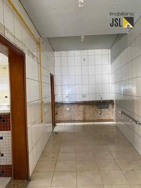 Sala Comercial à venda e para alugar, 207m2 em Vila Antônio Augusto Luiz, Cacapava - SP - imagem 7 Foto 7 de Sala Comercial à venda e para alugar, 207m2 em Vila Antônio Augusto Luiz, Cacapava - SP