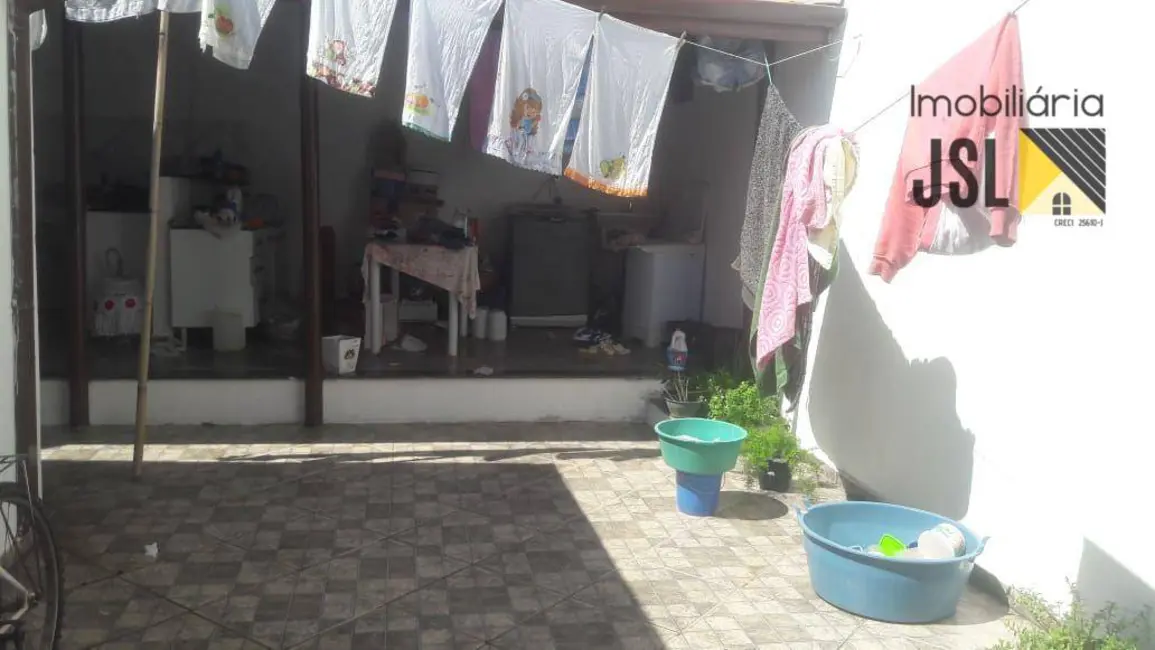 Casa com 3 quartos à venda, 175m2 em Parque Residencial Santo André, Cacapava - SP - imagem 5 Foto 5 de Casa com 3 quartos à venda, 175m2 em Parque Residencial Santo André, Cacapava - SP