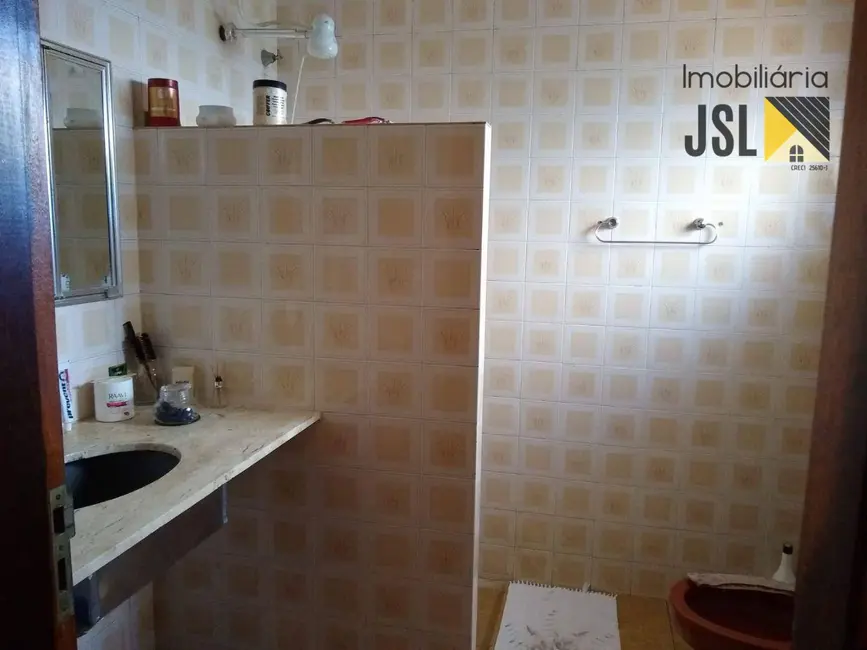 Foto 9 de Sobrado com 3 quartos à venda, 240m2 em Vila Menino Jesus, Cacapava - SP