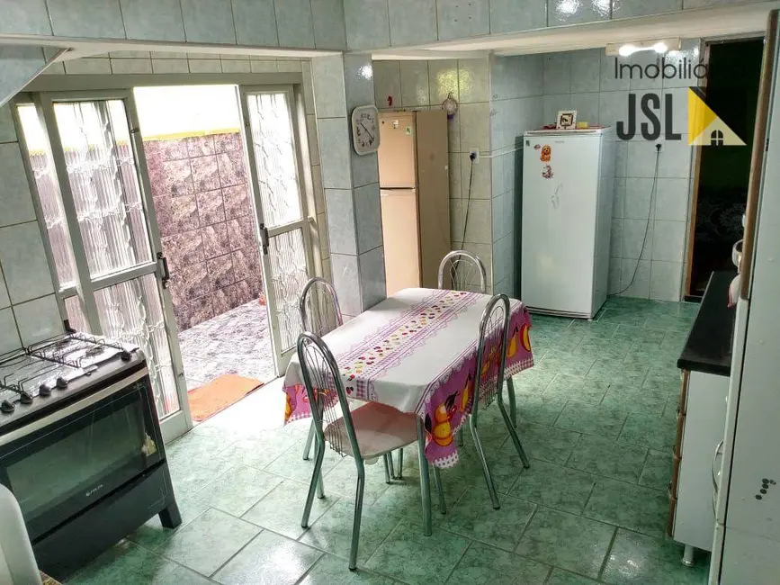 Foto 8 de Casa com 6 quartos à venda, 145m2 em Jardim Amália, Cacapava - SP