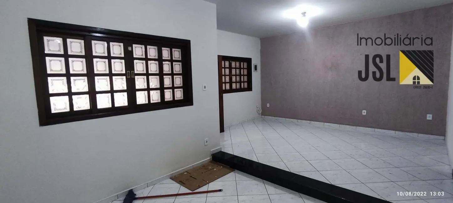 Foto 2 de Casa com 3 quartos à venda, 252m2 em Residencial Esperança, Cacapava - SP