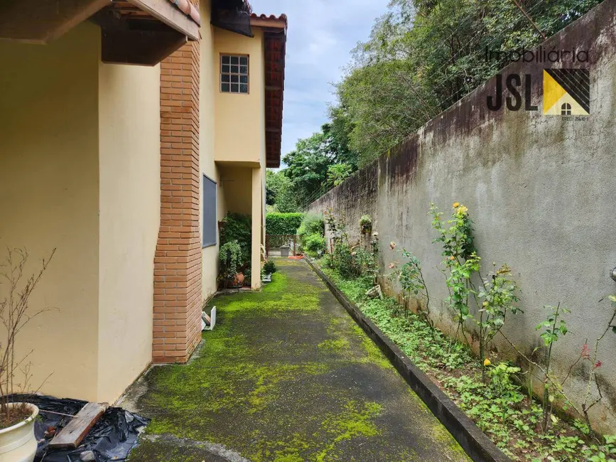 Chácara com 3 quartos à venda, 1575m2 em Vila Velha, Cacapava - SP - imagem 4 Foto 4 de Chácara com 3 quartos à venda, 1575m2 em Vila Velha, Cacapava - SP