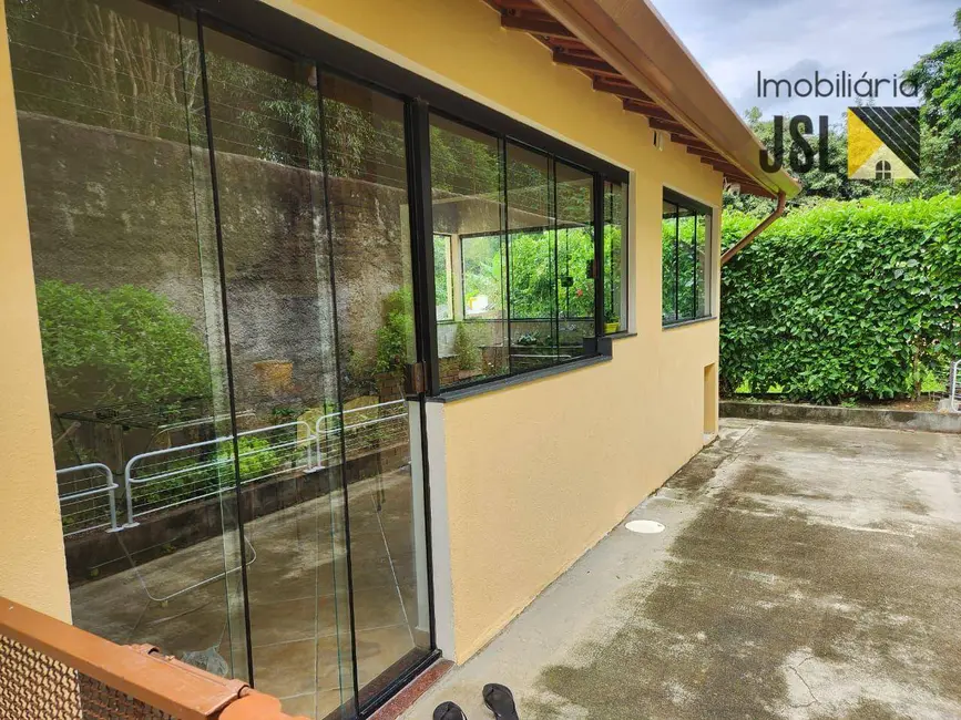 Chácara com 3 quartos à venda, 1575m2 em Vila Velha, Cacapava - SP - imagem 7 Foto 7 de Chácara com 3 quartos à venda, 1575m2 em Vila Velha, Cacapava - SP