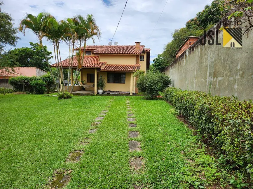 Foto 2 de Chácara com 3 quartos à venda, 1575m2 em Vila Velha, Cacapava - SP