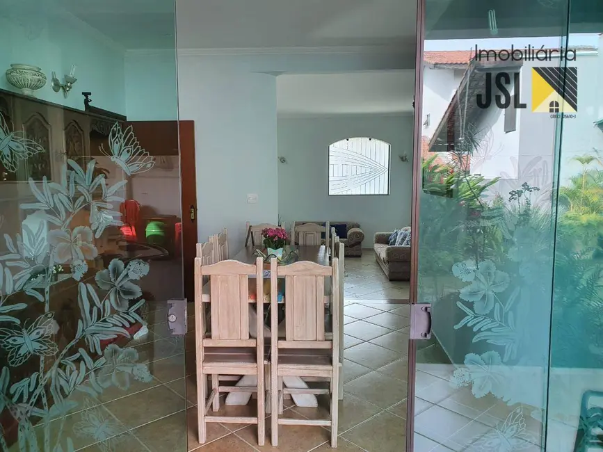 Foto 6 de Sobrado com 4 quartos à venda, 550m2 em Cacapava - SP